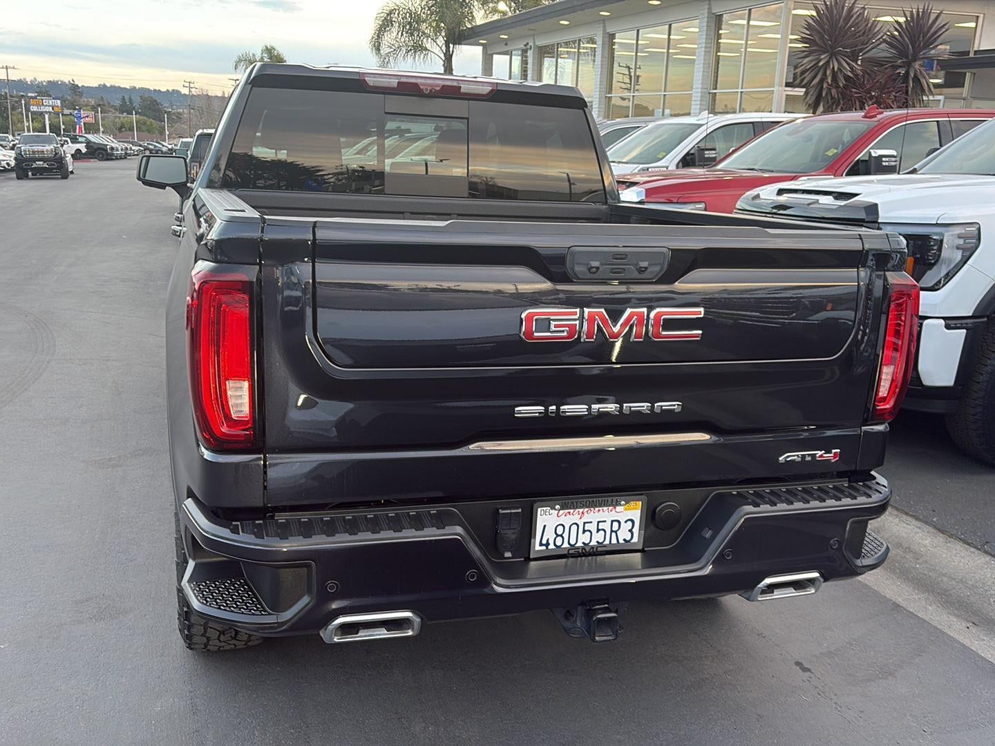 2023 GMC Sierra 1500 AT4