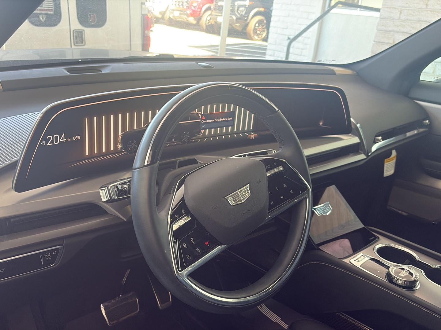 2026 Cadillac VISTIQ Sport