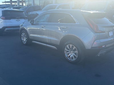 2023 Cadillac XT4 Premium Luxury