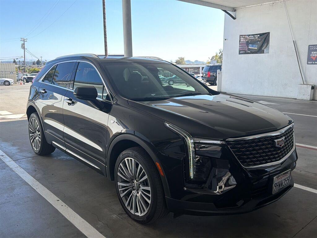 2024 Cadillac XT4 Premium Luxury