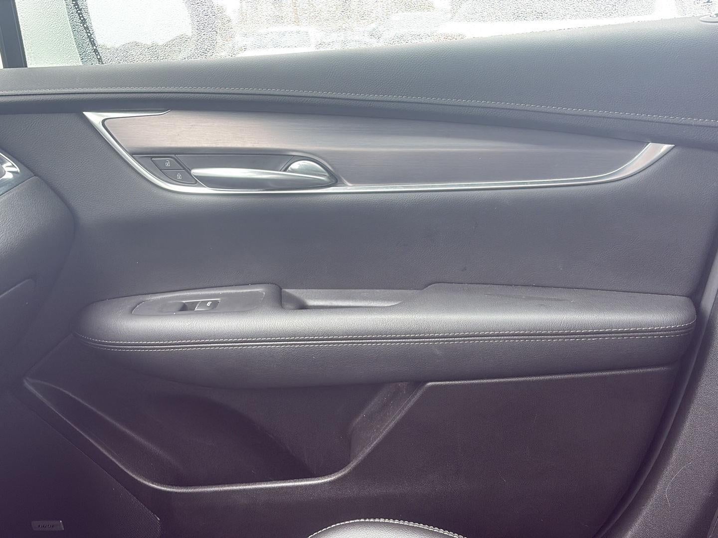 2022 Cadillac XT5 Luxury