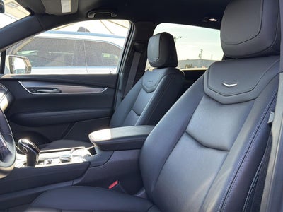 2023 Cadillac XT5 Luxury