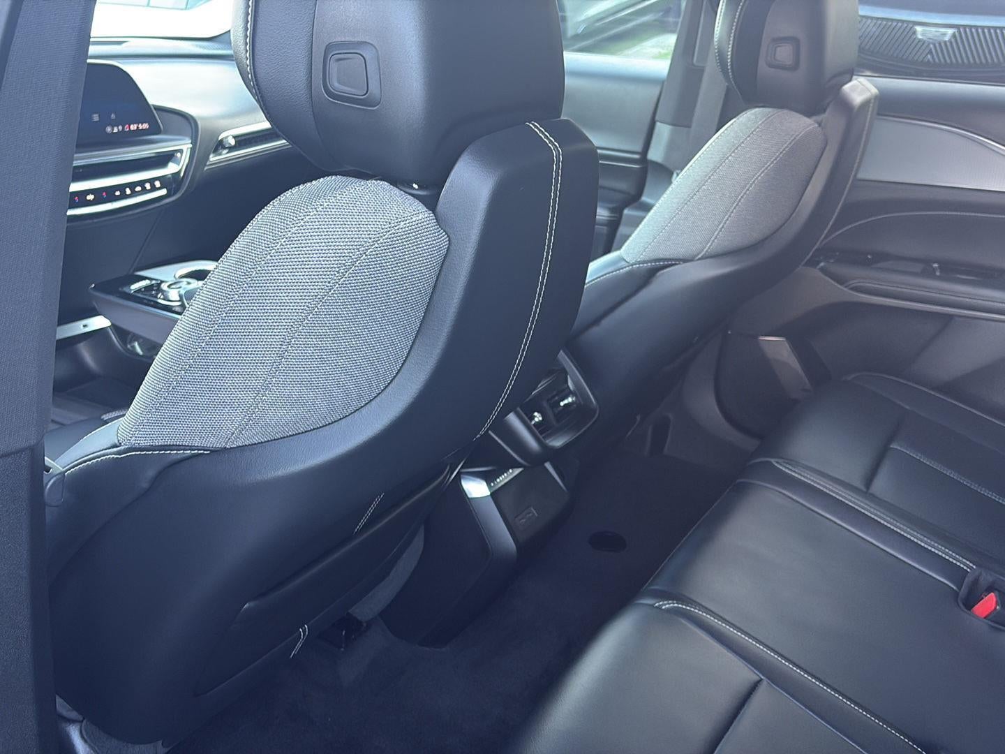 2024 Cadillac LYRIQ Tech