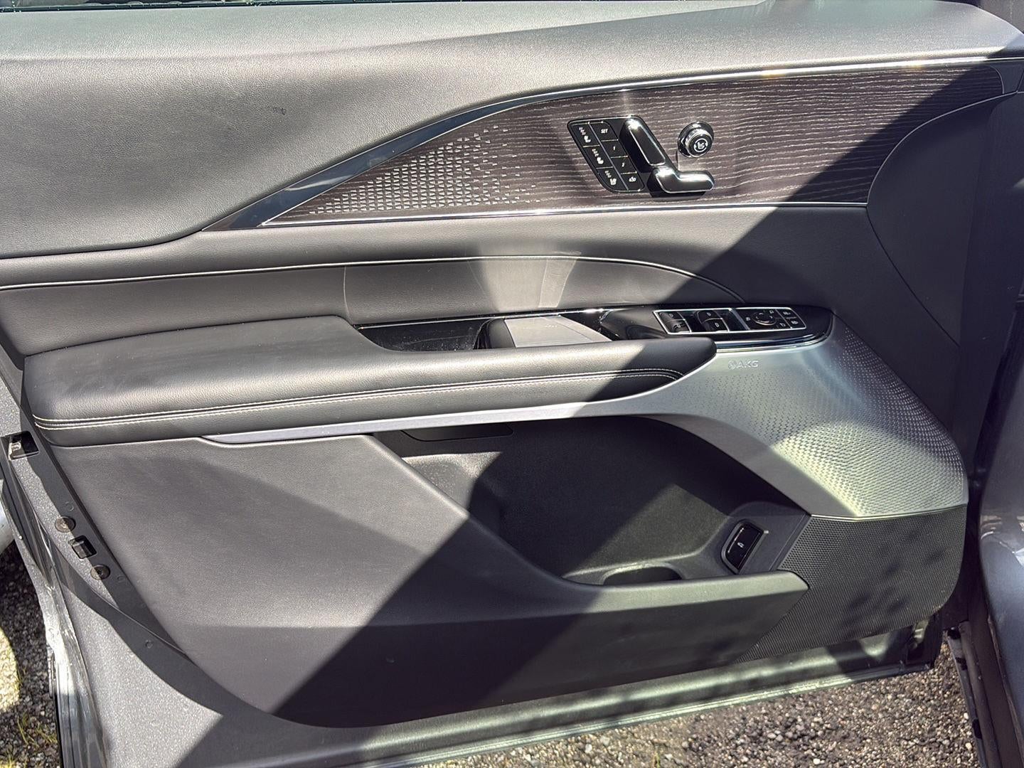 2023 Cadillac LYRIQ Luxury