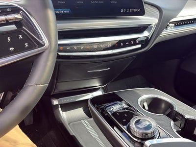 2023 Cadillac LYRIQ Luxury