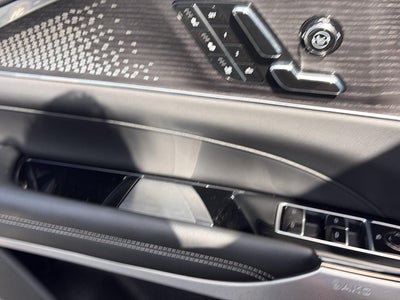 2023 Cadillac LYRIQ Luxury