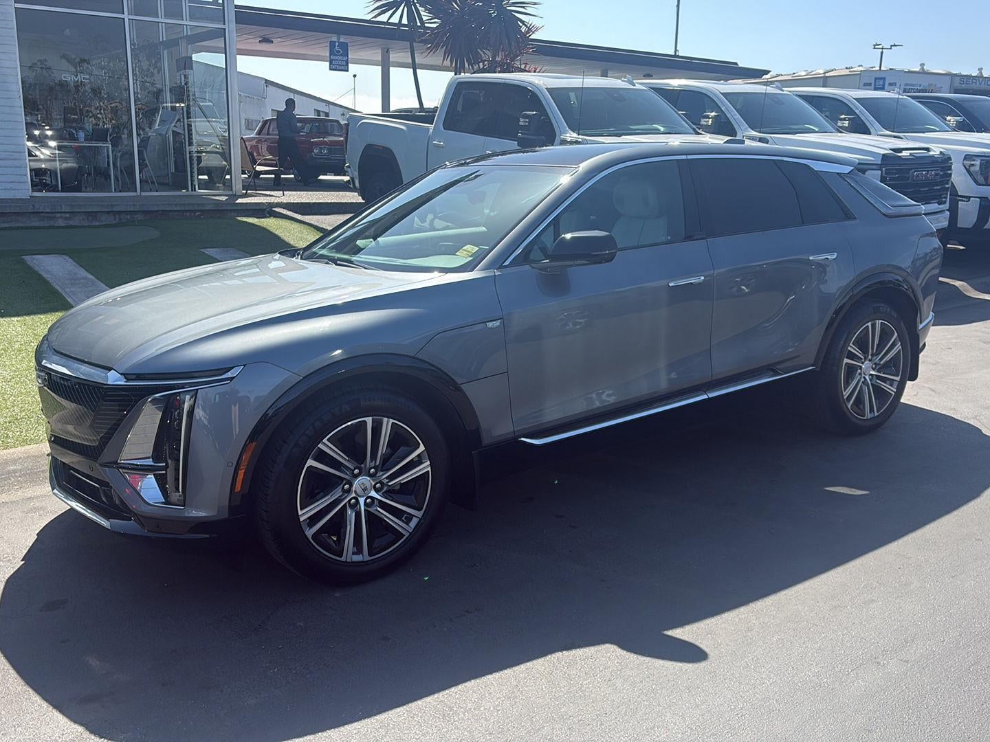 2023 Cadillac LYRIQ Luxury