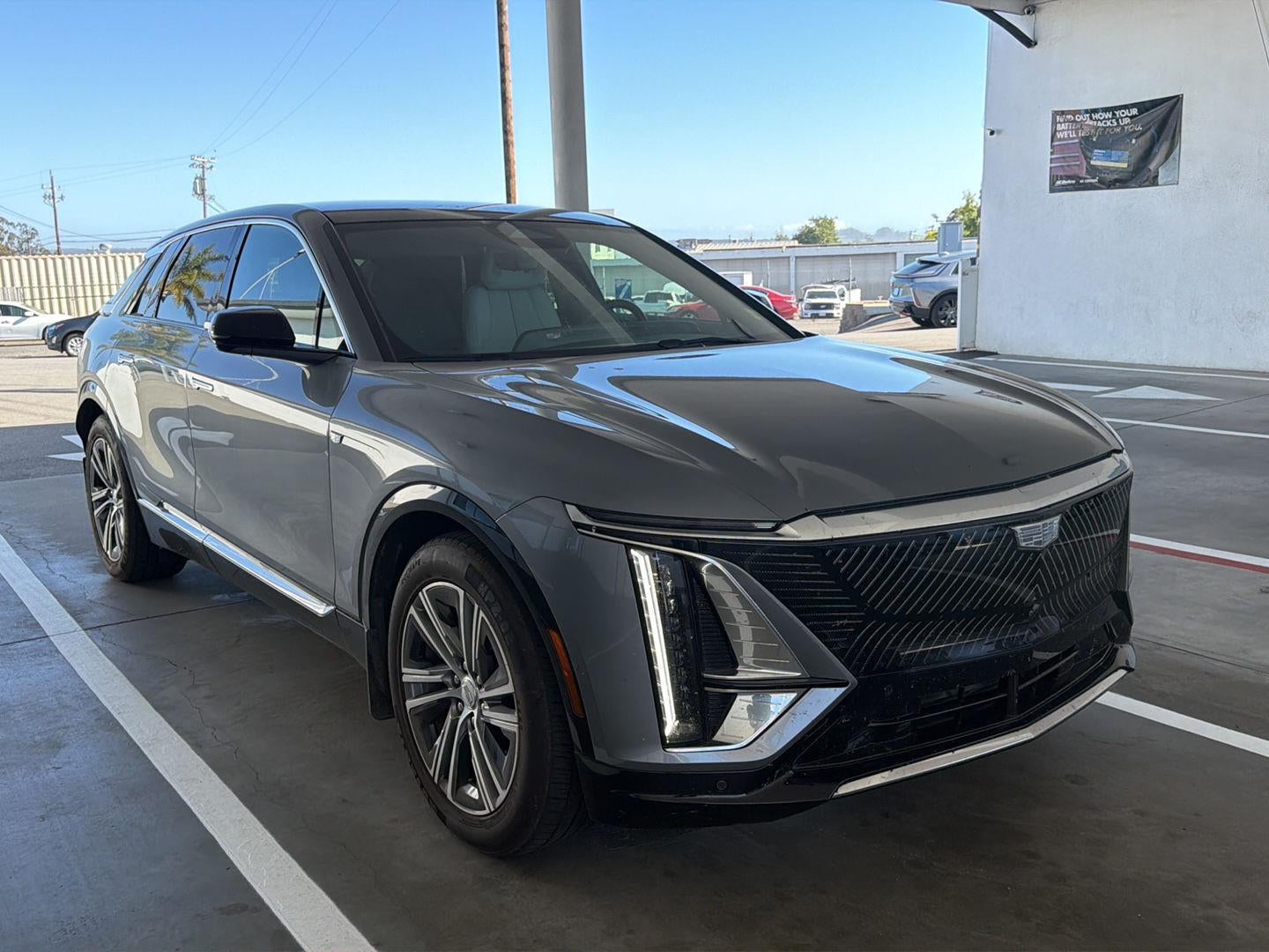 2023 Cadillac LYRIQ Luxury