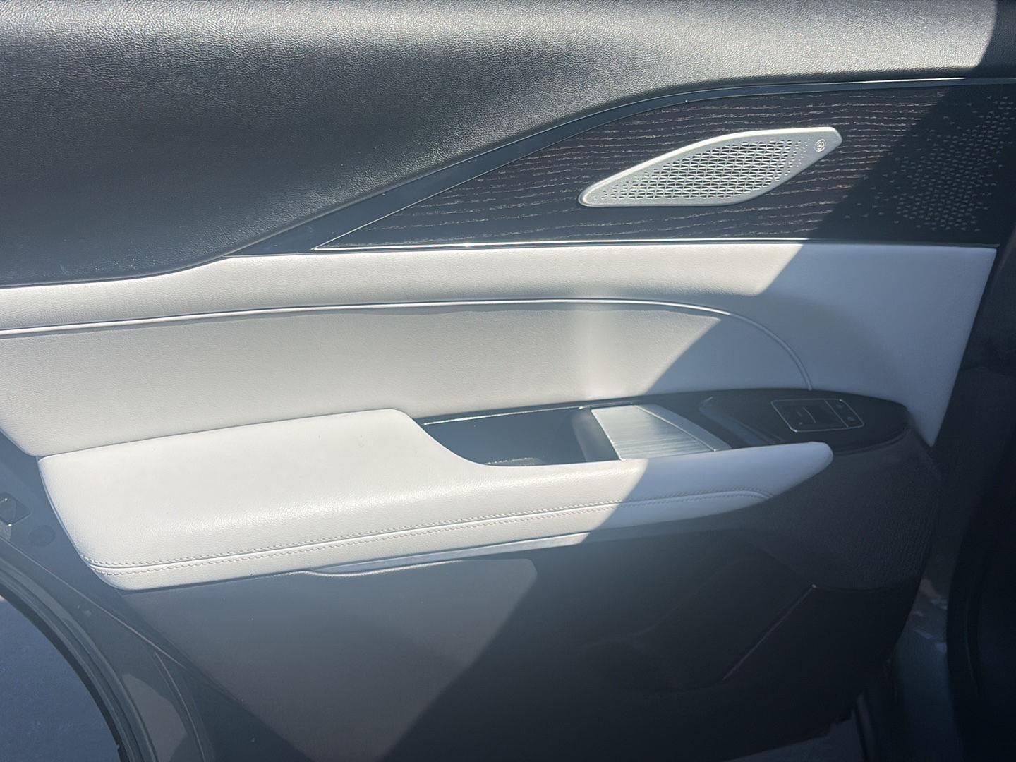 2023 Cadillac LYRIQ Luxury