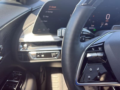 2023 Cadillac LYRIQ Luxury