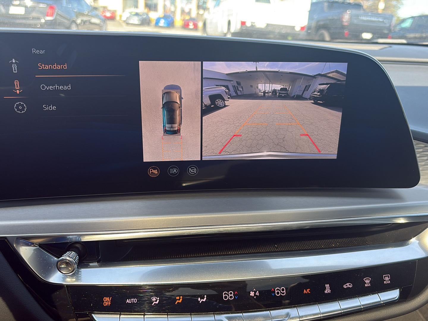 2023 Cadillac LYRIQ Luxury