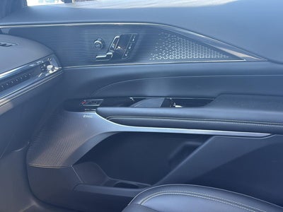 2023 Cadillac LYRIQ Luxury