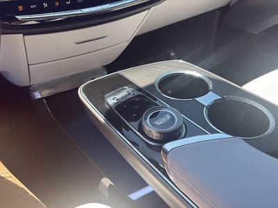 2023 Cadillac LYRIQ Luxury
