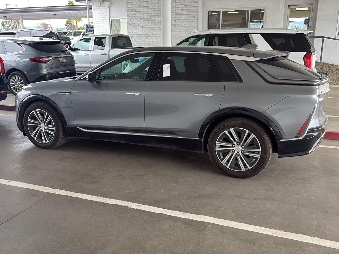 2023 Cadillac LYRIQ Luxury