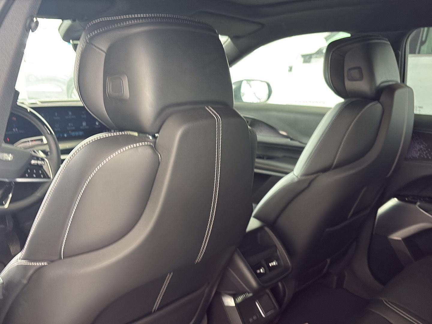 2023 Cadillac LYRIQ Luxury