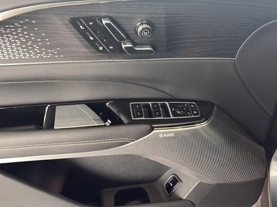 2023 Cadillac LYRIQ Luxury