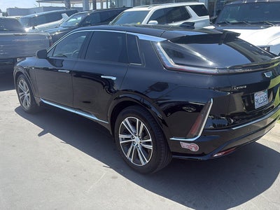 2024 Cadillac LYRIQ Luxury 1
