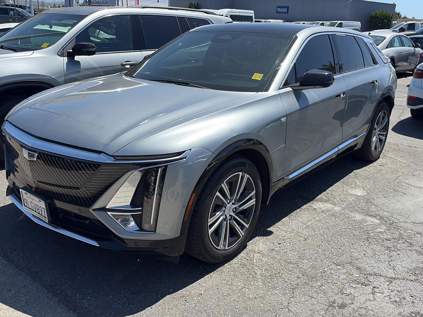 2024 Cadillac LYRIQ Luxury 1
