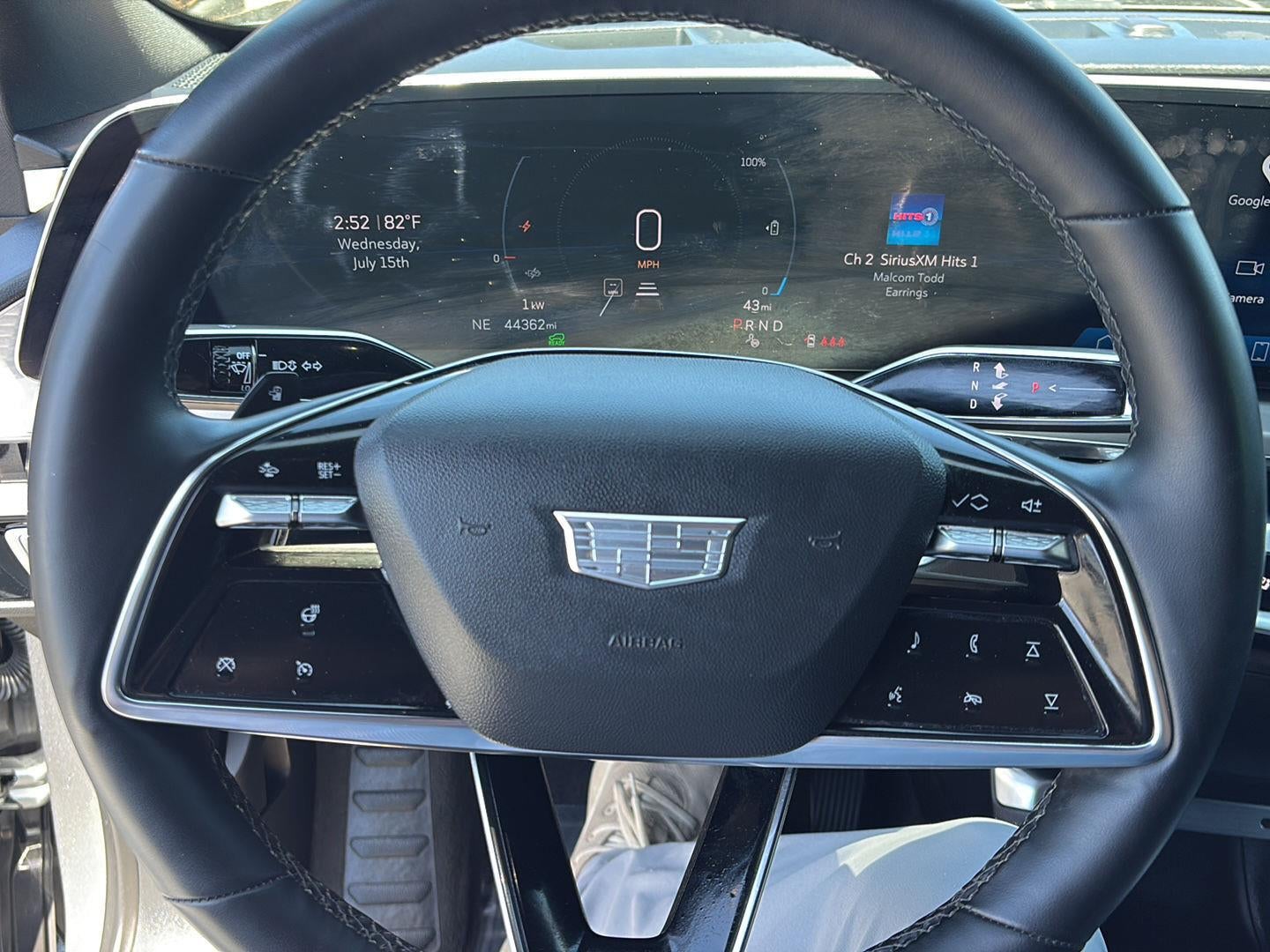 2024 Cadillac LYRIQ Luxury 1