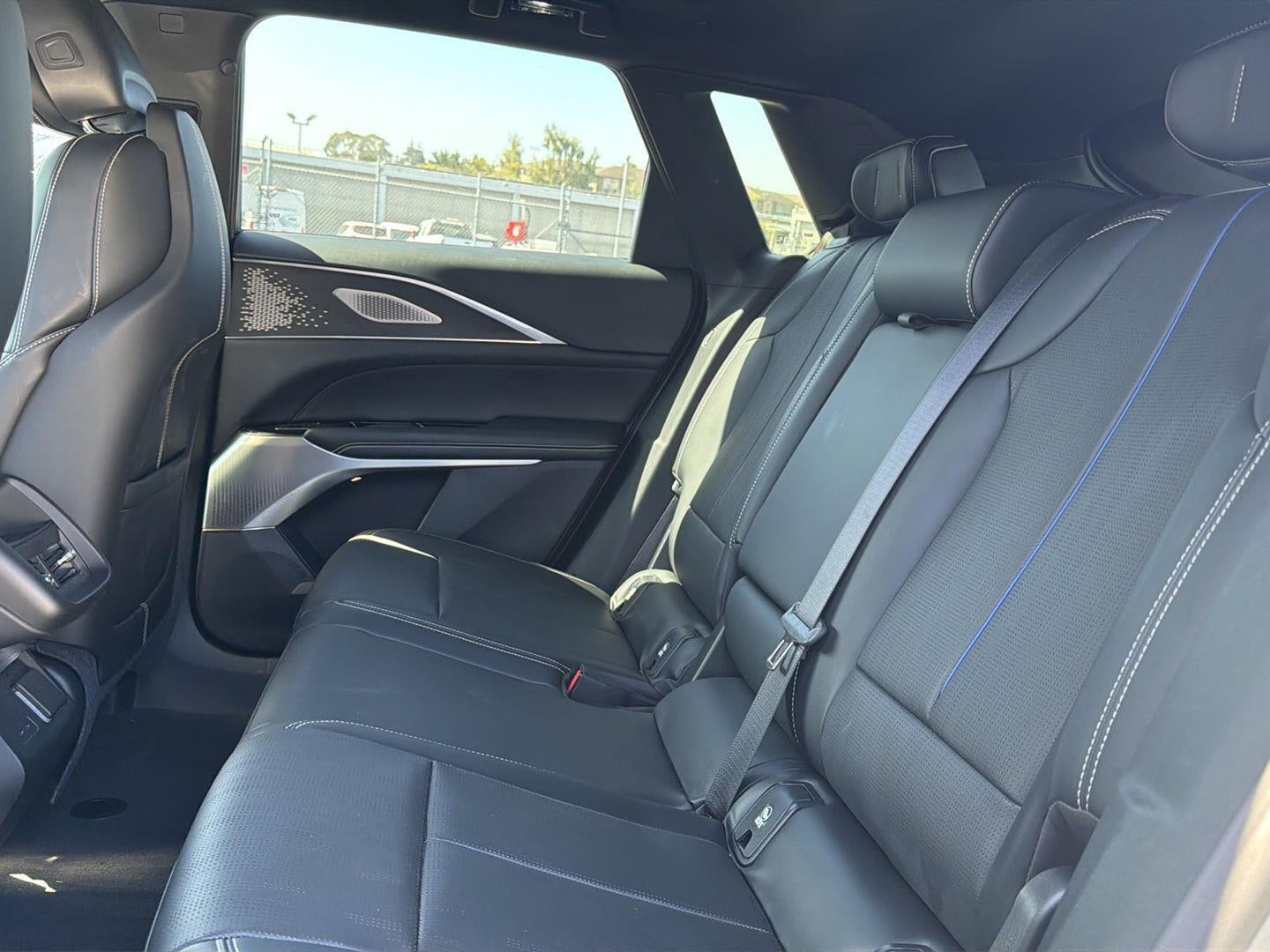 2023 Cadillac LYRIQ AWD Luxury