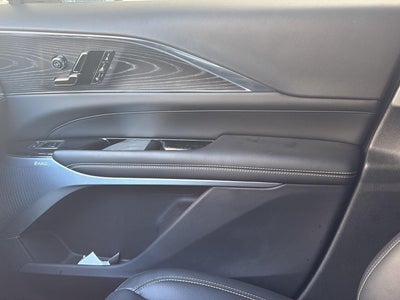 2024 Cadillac LYRIQ Luxury 2