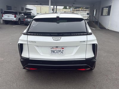 2024 Cadillac LYRIQ Luxury 2