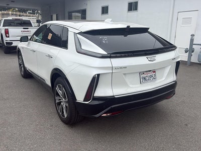 2024 Cadillac LYRIQ Luxury 2