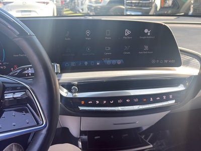 2024 Cadillac LYRIQ Luxury 2