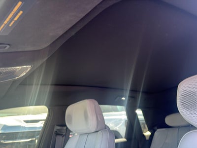 2024 Cadillac LYRIQ Luxury 2