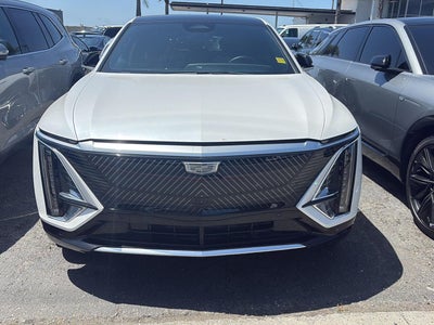2024 Cadillac LYRIQ Luxury 3