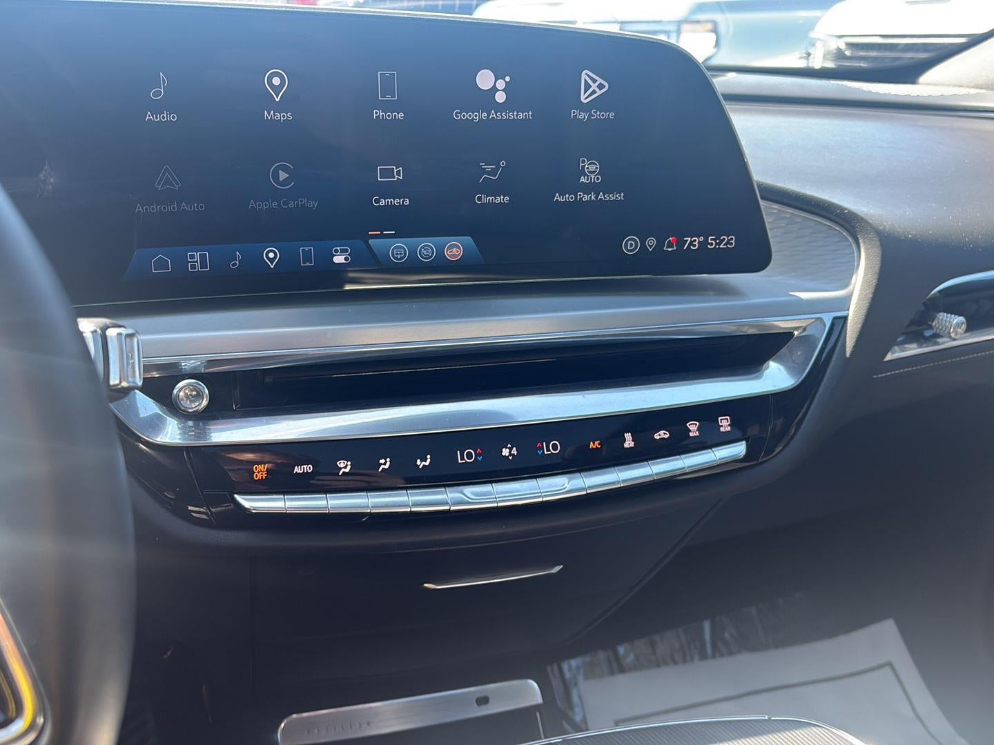 2024 Cadillac LYRIQ Luxury 3