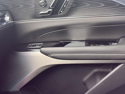 2024 Cadillac LYRIQ Luxury 3