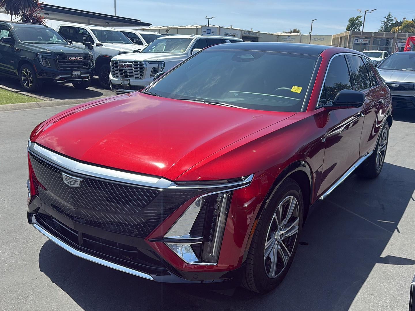 2024 Cadillac LYRIQ Luxury 3