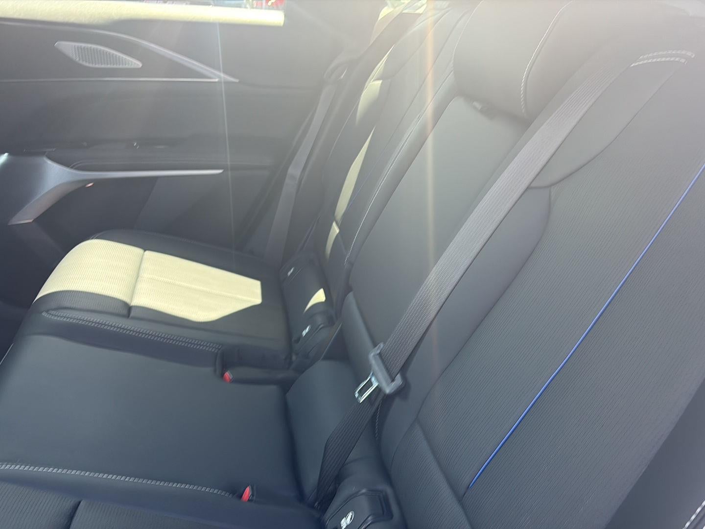 2024 Cadillac LYRIQ Luxury 3