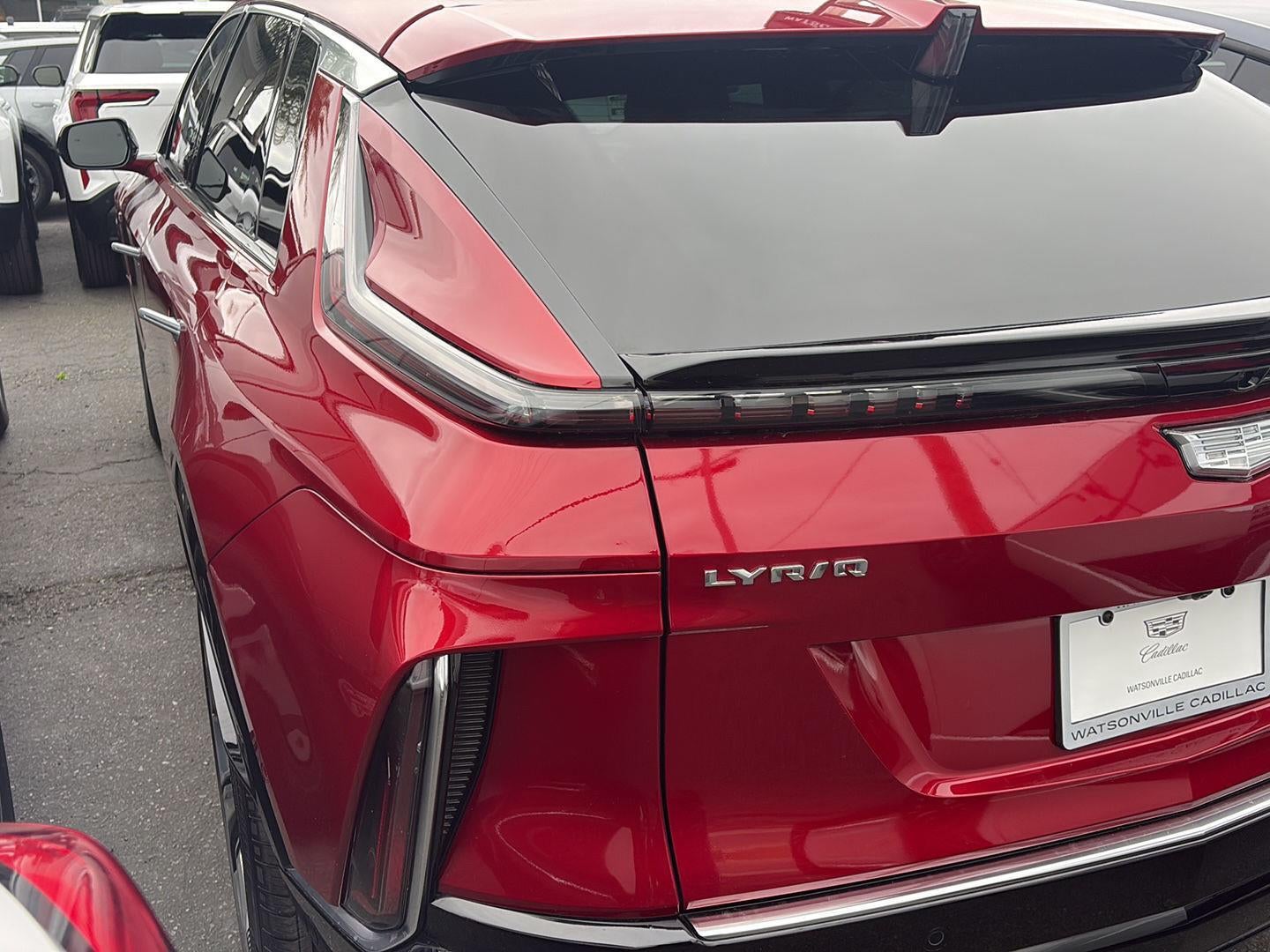 2024 Cadillac LYRIQ Luxury 3