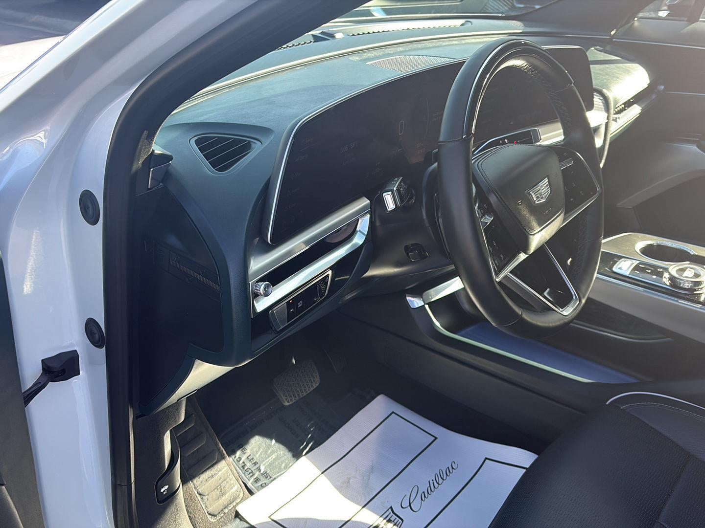 2024 Cadillac LYRIQ Sport 1