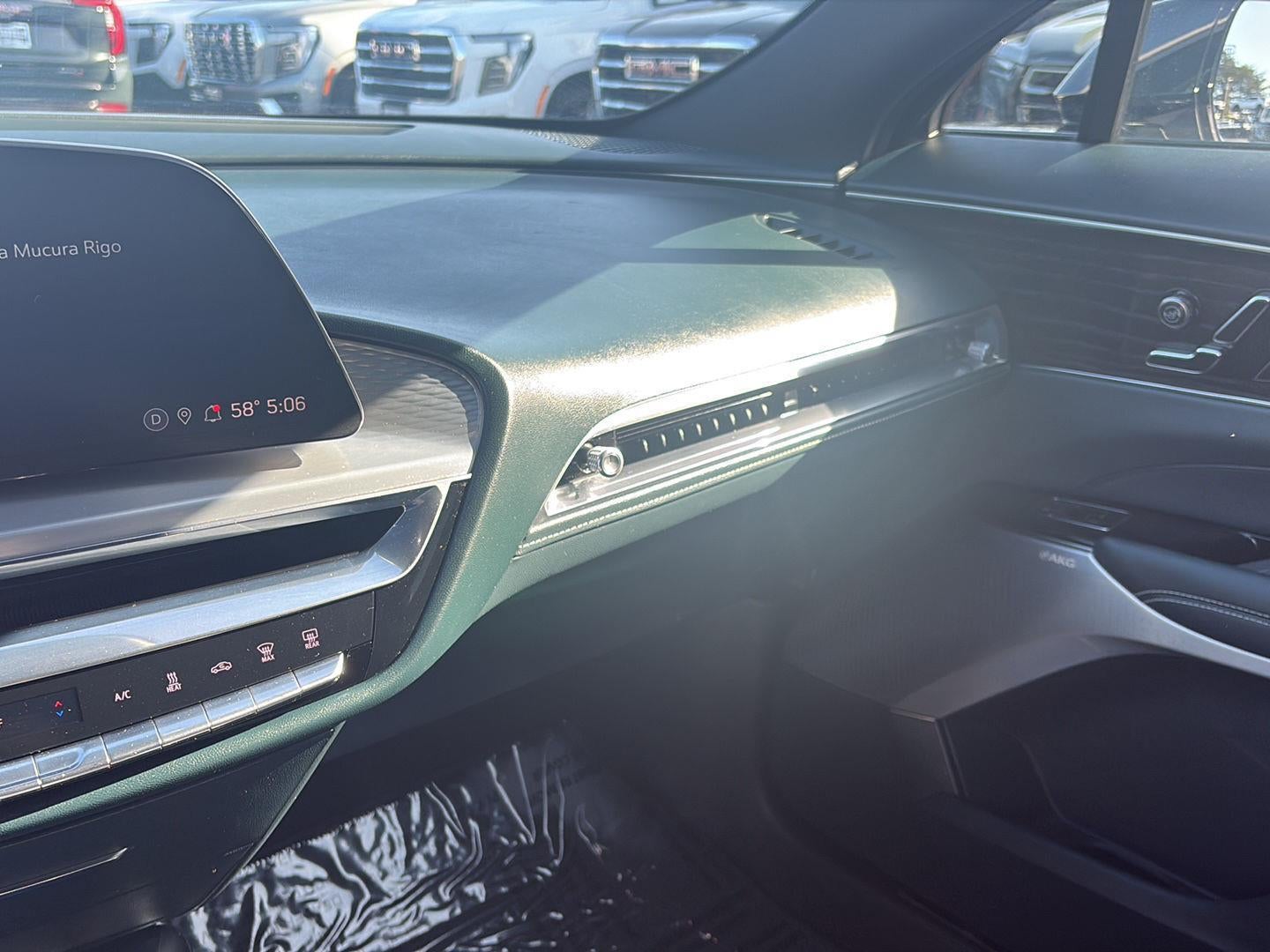 2024 Cadillac LYRIQ Sport 1