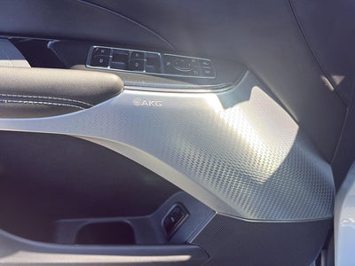 2024 Cadillac LYRIQ Sport 2