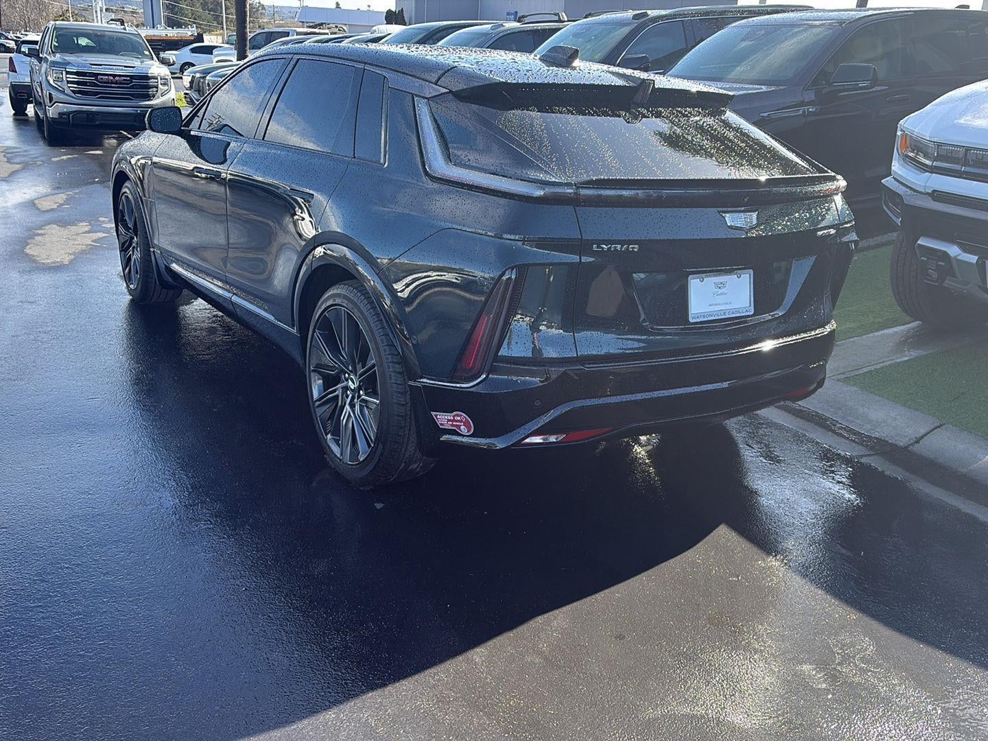 2024 Cadillac LYRIQ Sport 3