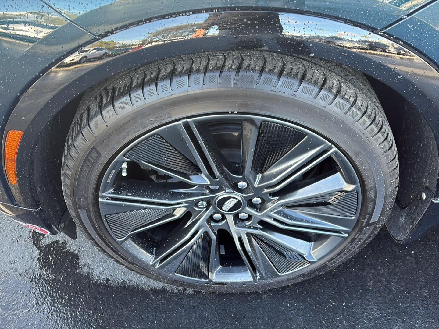 2024 Cadillac LYRIQ Sport 3