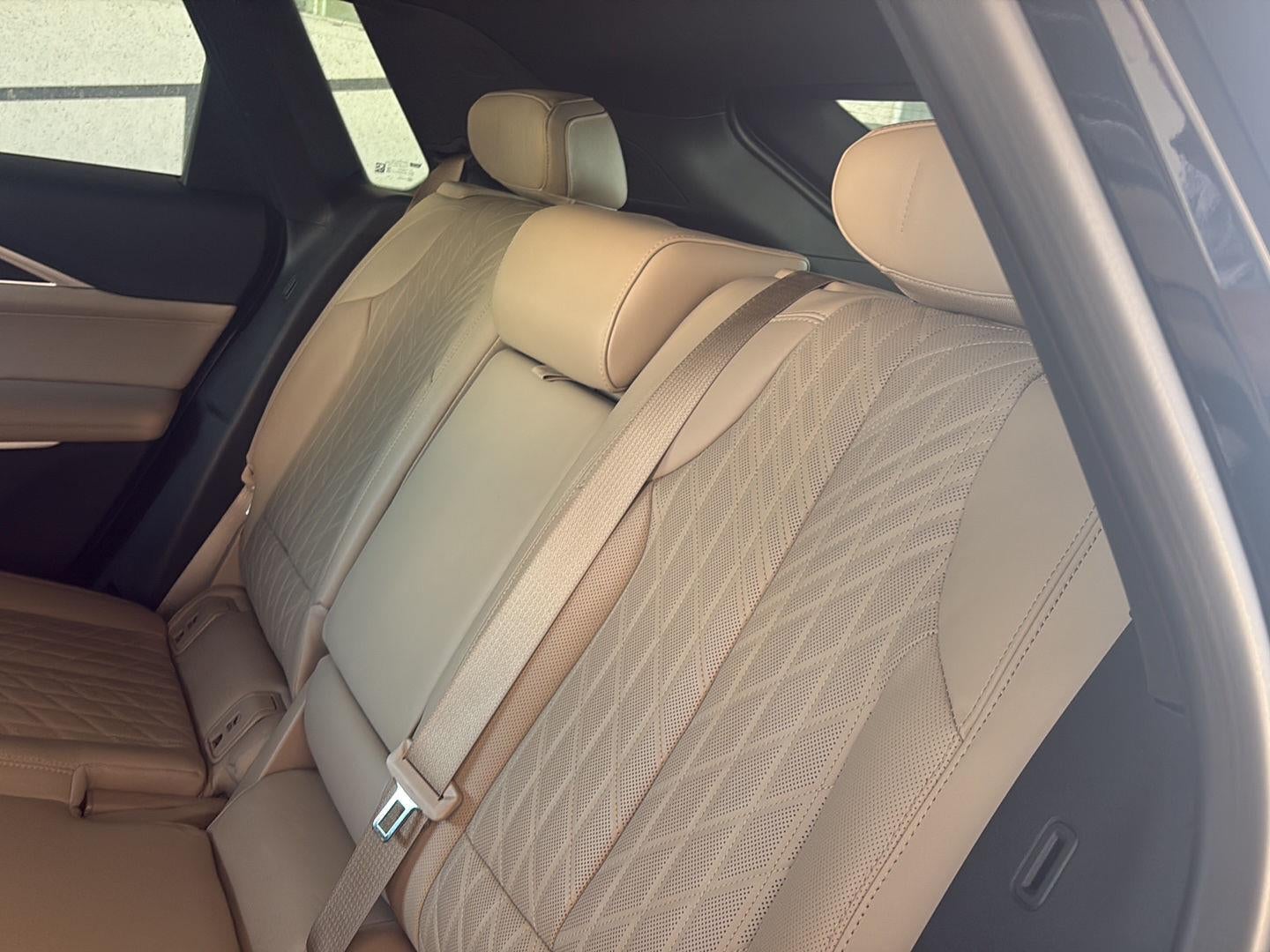 2024 Cadillac LYRIQ Sport 3