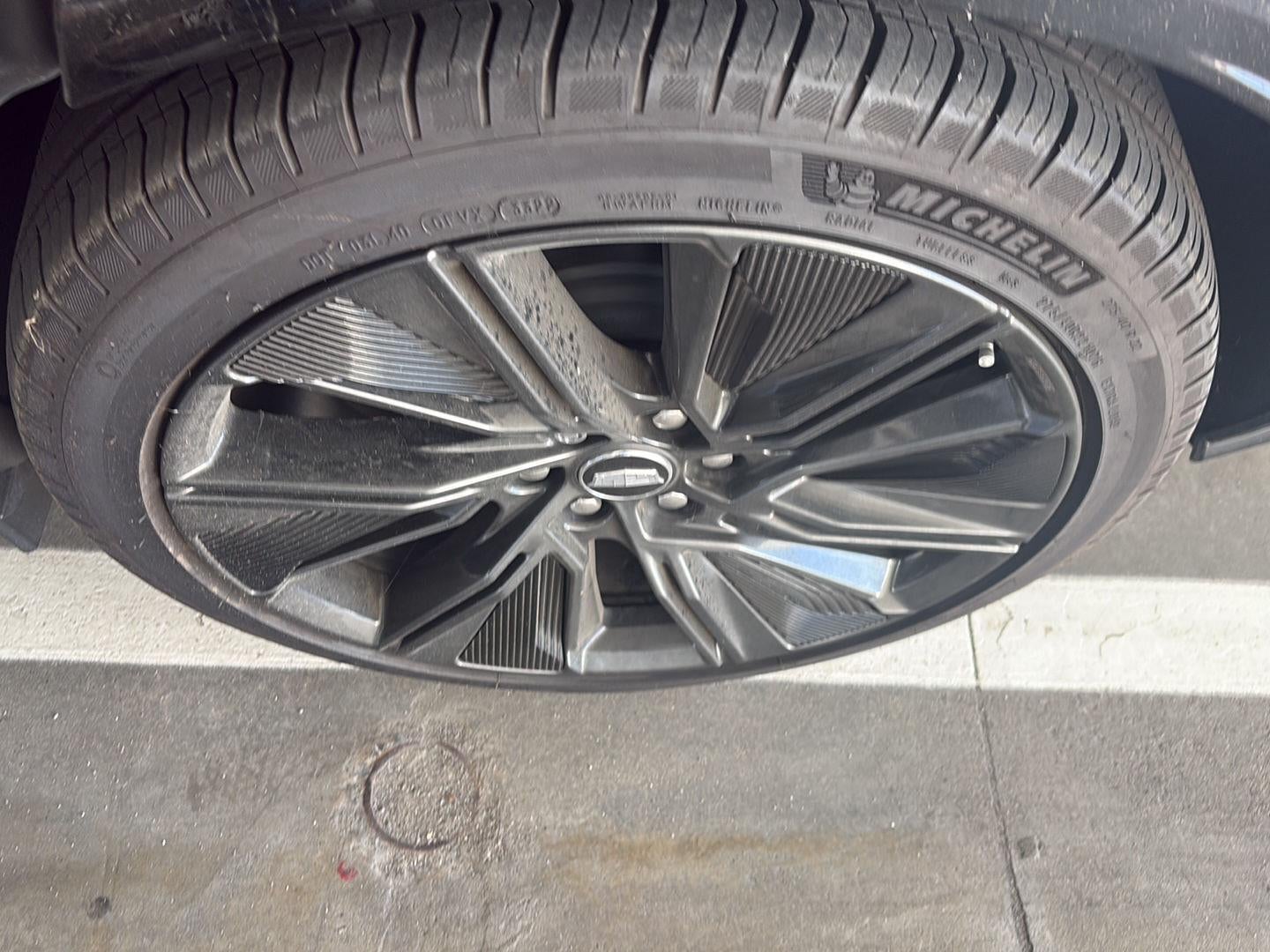 2024 Cadillac LYRIQ Sport 3