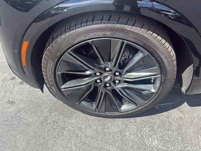 2024 Cadillac LYRIQ Sport 3