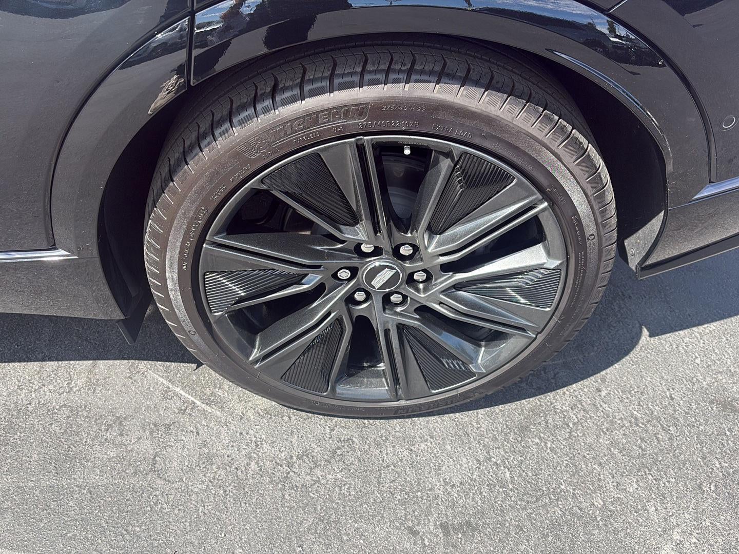 2024 Cadillac LYRIQ Sport 3