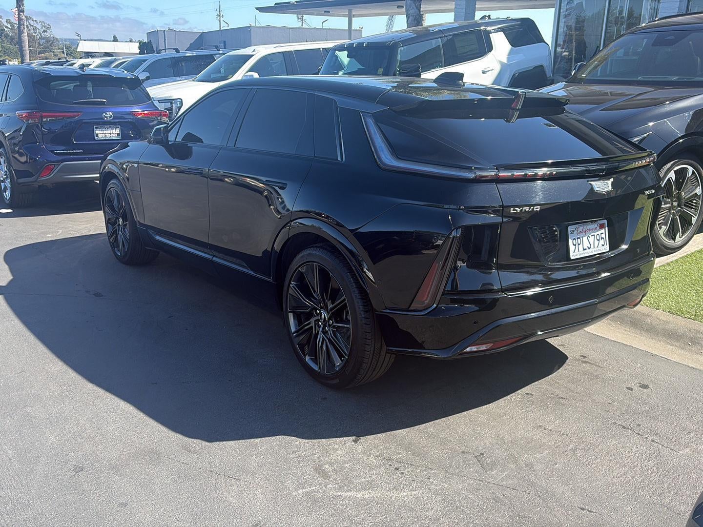 2024 Cadillac LYRIQ Sport 3