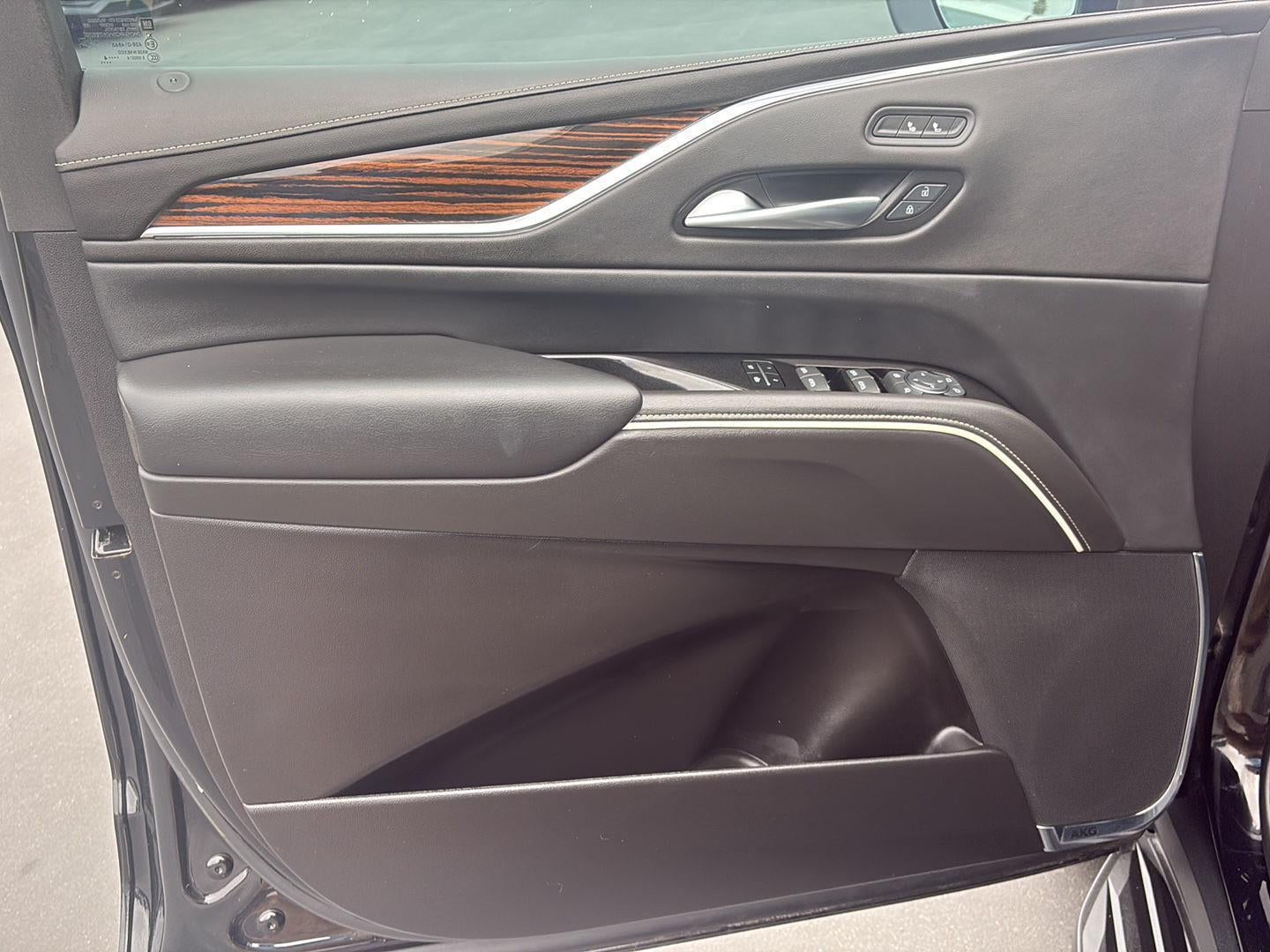 2024 Cadillac Escalade ESV Luxury