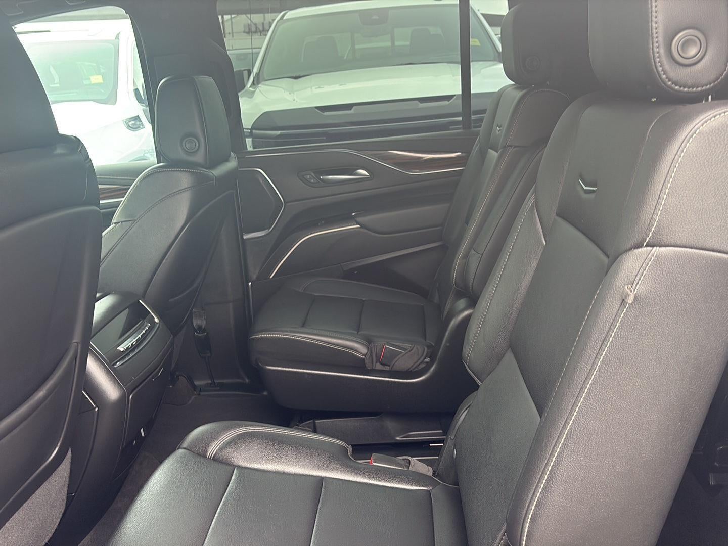 2024 Cadillac Escalade ESV Luxury