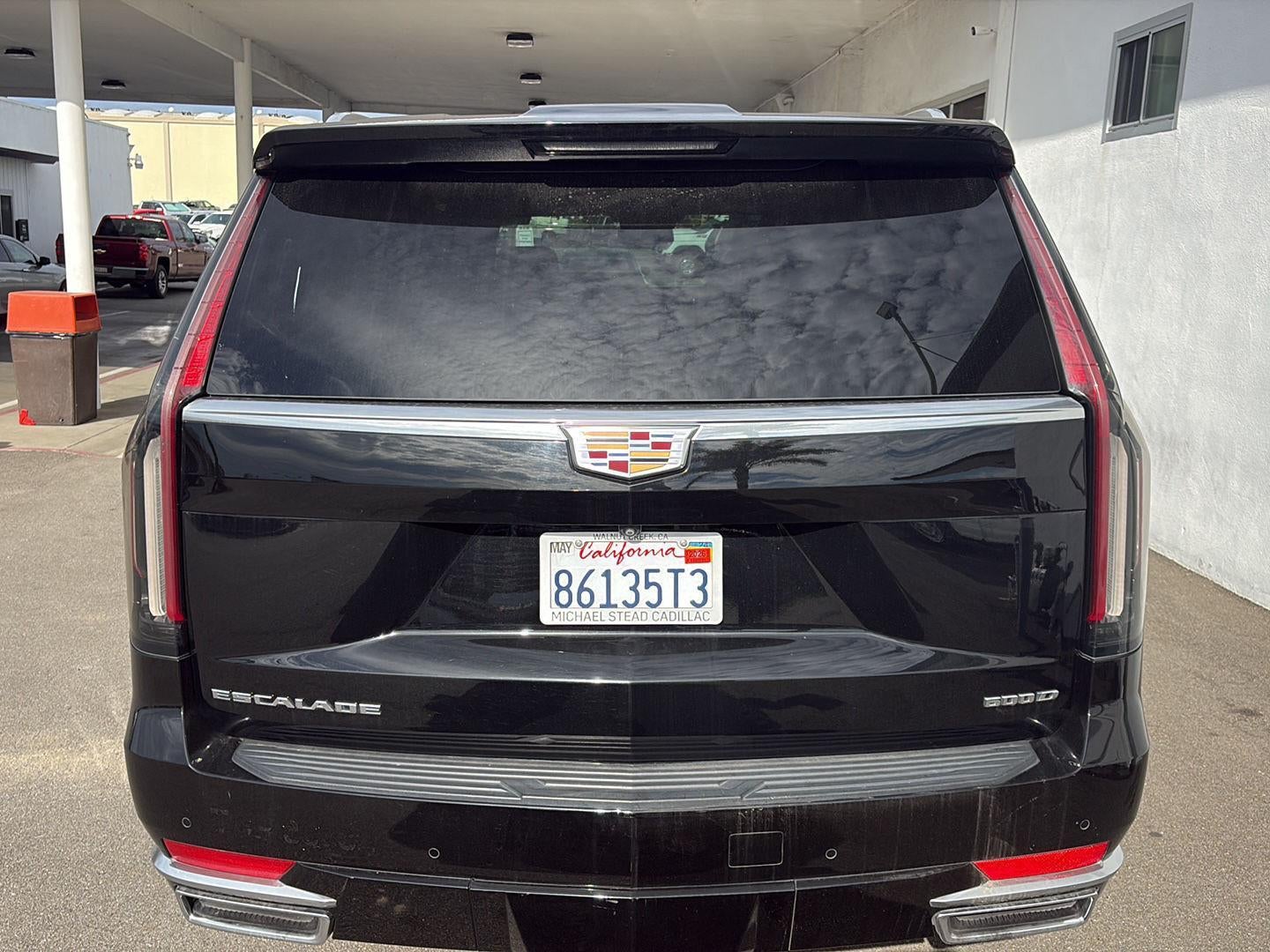 2023 Cadillac Escalade ESV Luxury