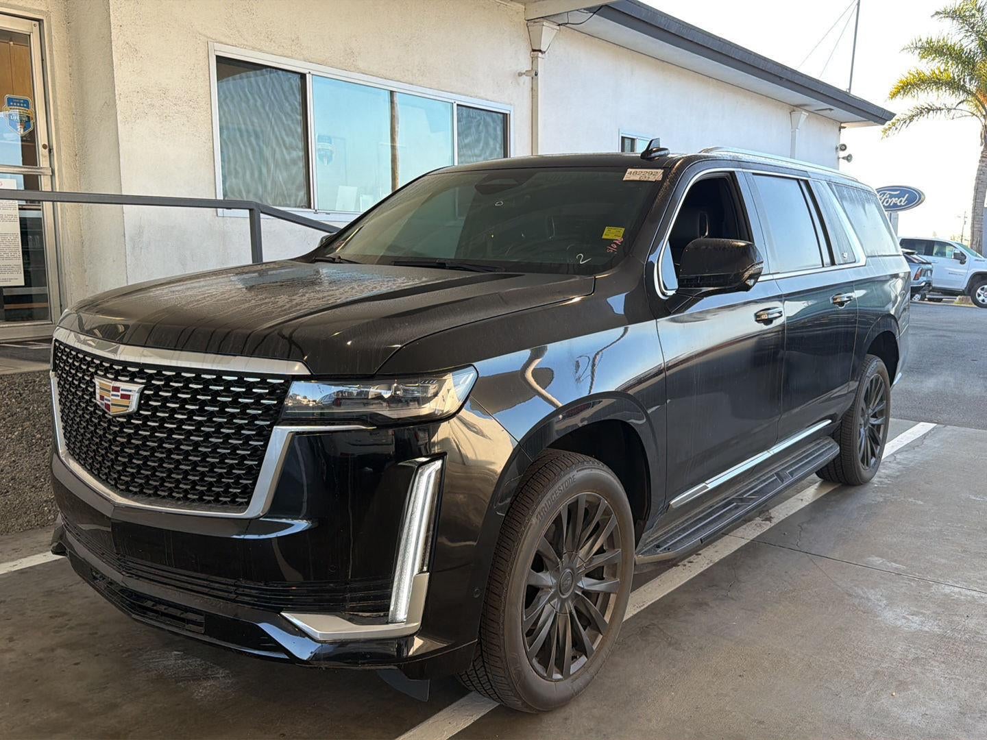2022 Cadillac Escalade ESV Premium Luxury