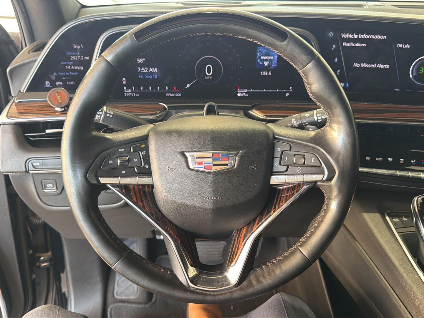 2022 Cadillac Escalade ESV Premium Luxury